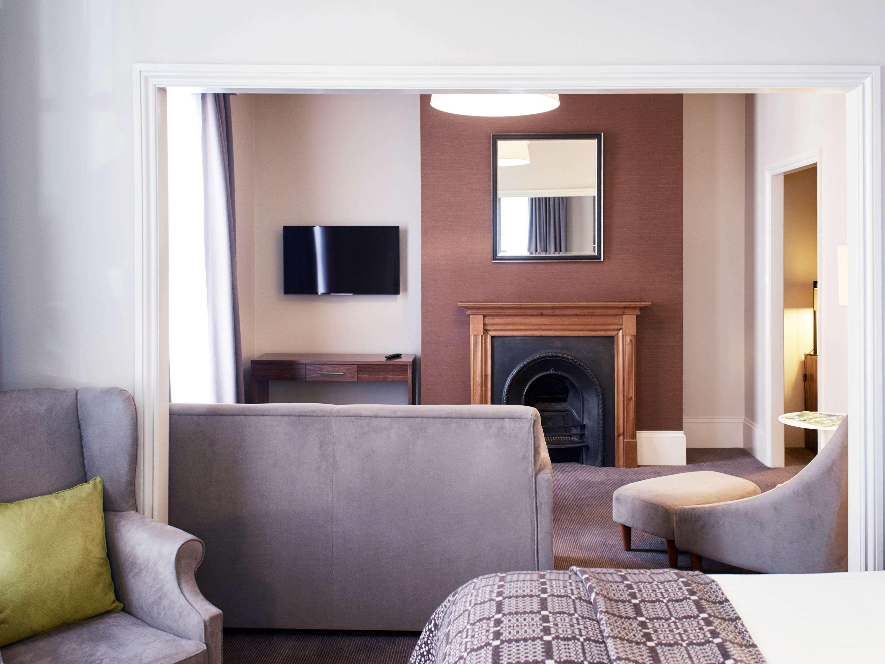 Mercure Exeter Southgate Hotel Екстериор снимка